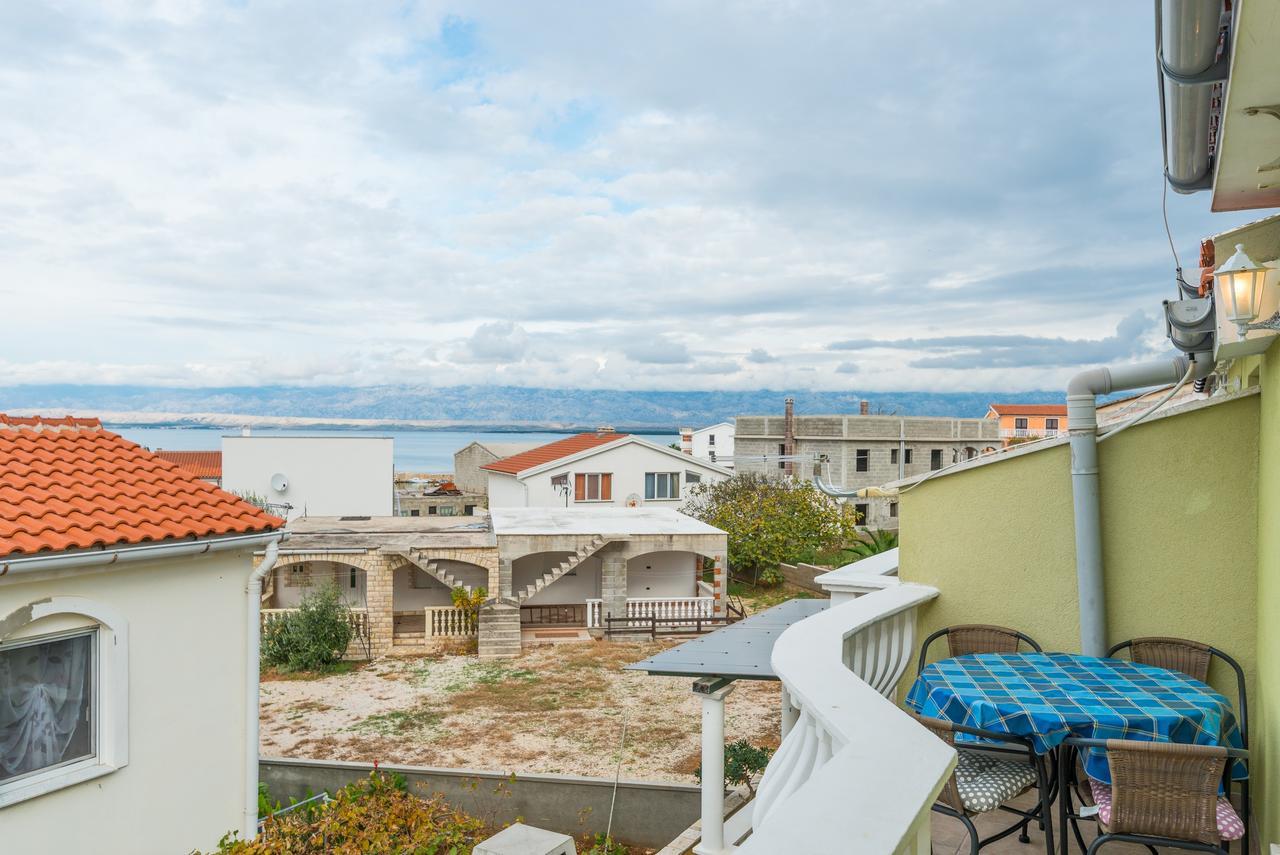 Apartments Mahnet Вир Екстериор снимка