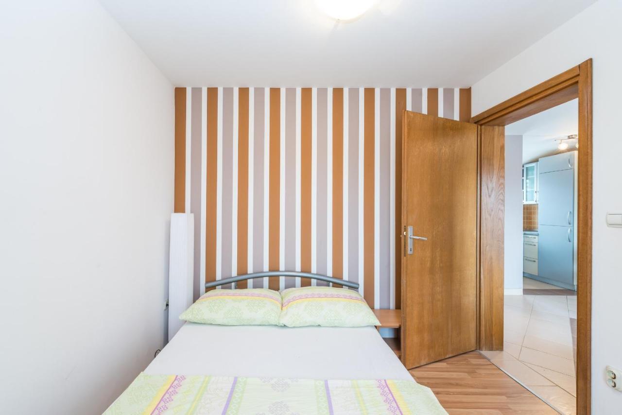 Apartments Mahnet Вир Стая снимка