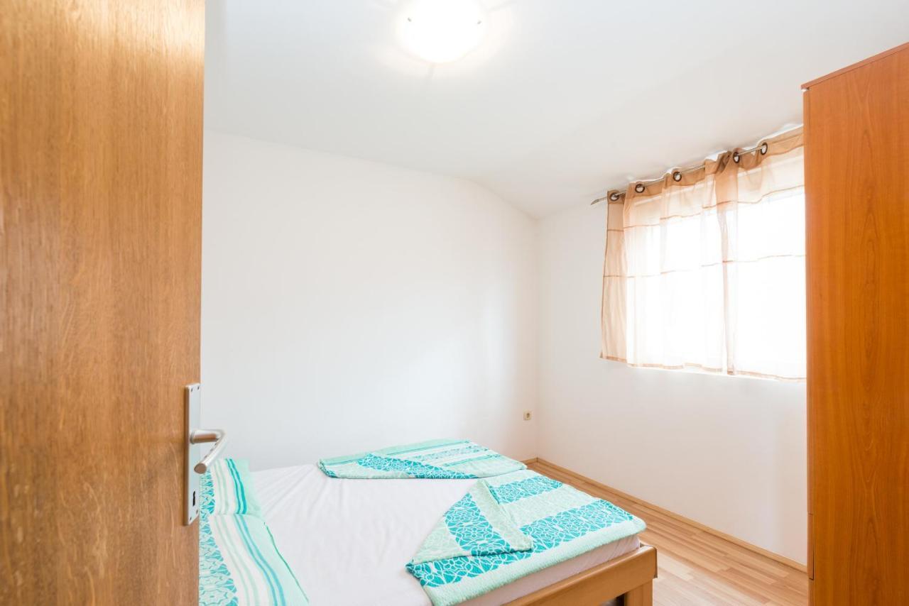 Apartments Mahnet Вир Стая снимка