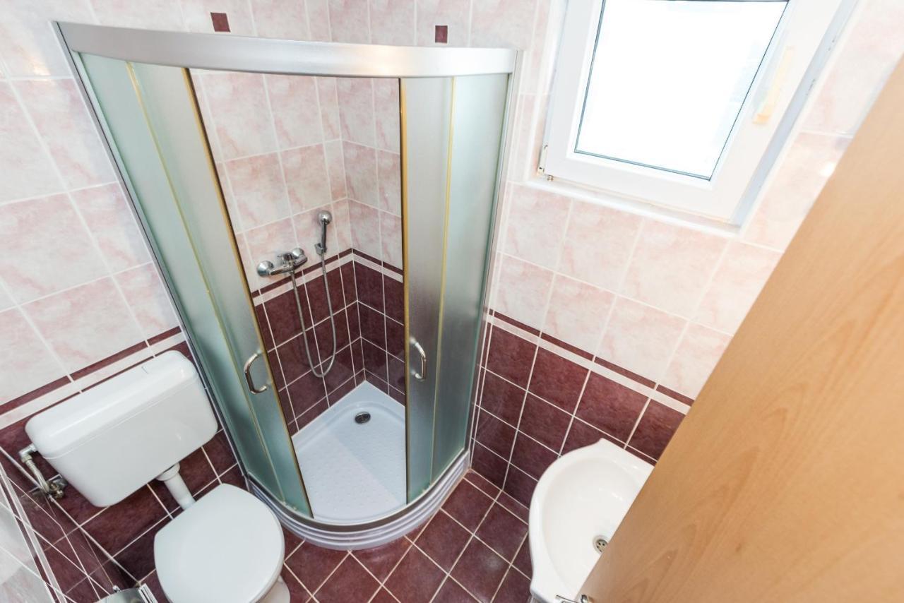 Apartments Mahnet Вир Стая снимка